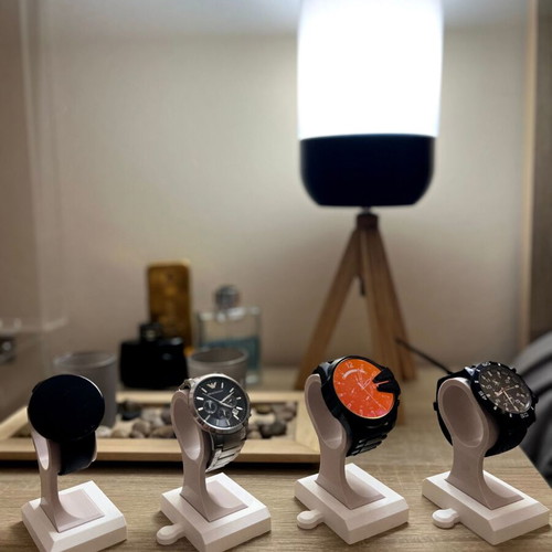 Watch stand new for 4 watches in beige-white color