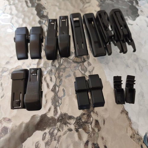 Plastic Wiper Clips Set of 7 New