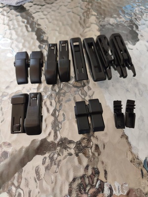 Plastic Wiper Clips Set of 7 New
