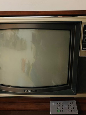 Vintage Sony tv