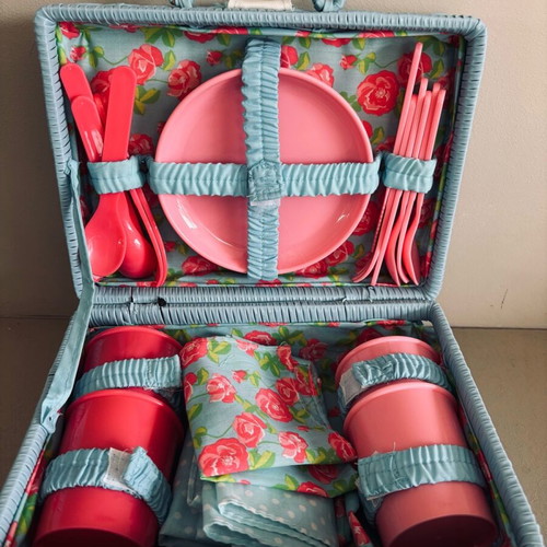 Imaginarium kids picnic set used with tablecloth and utensils