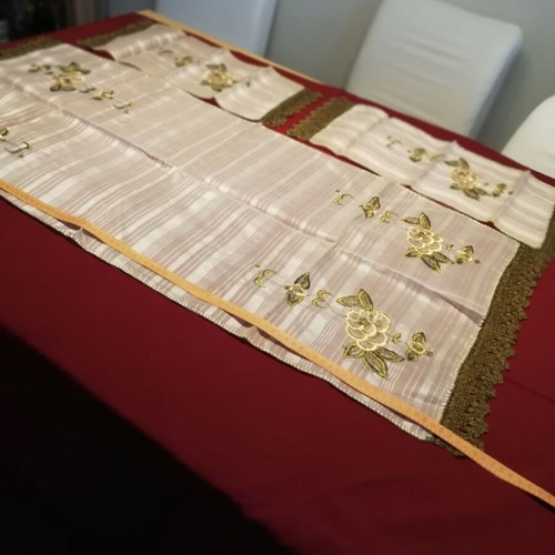 Handmade silk embroidery set of 3 pieces like new with gold thread and lace