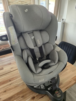 Joie I-Spin 360 Max Car Seat i-Size used with Isofix Thunder