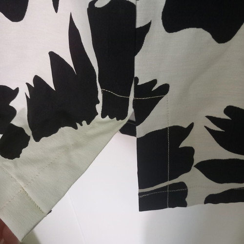Sleeveless women's dress XL like new, black and white floral pattern