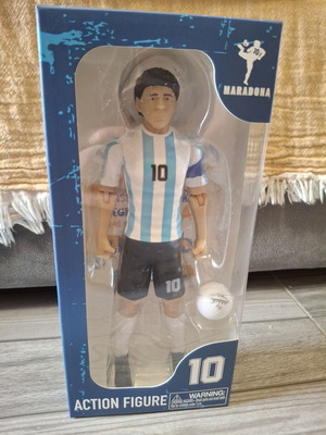 Диего Марадона фигура нова, с екип на Аржентина, 20 см, Banbo Toys
