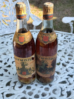 Vintage Ρετσίνα Ολύμπιος Κατσαρός & ΣΙΑ σφραγισμένη, 1960s