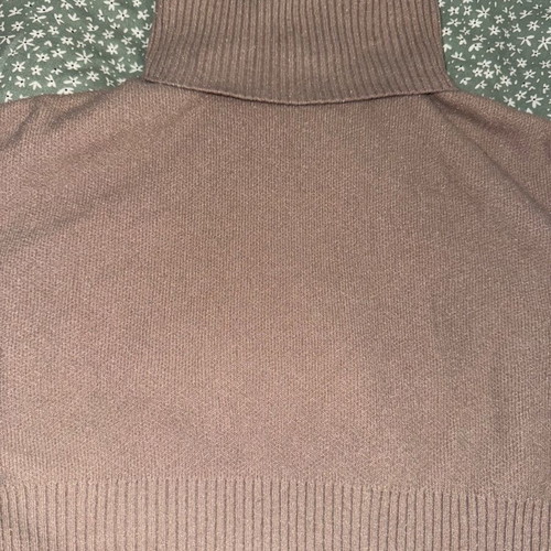 Bershka beige winter turtleneck sweater like new, crop