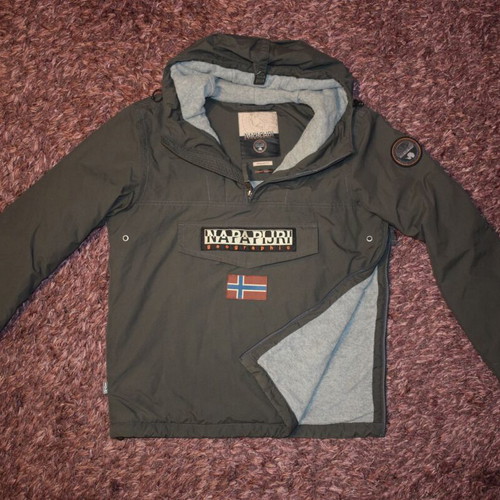 Napapijri Rainforest Winter Jacket / Anorak size S like new, green