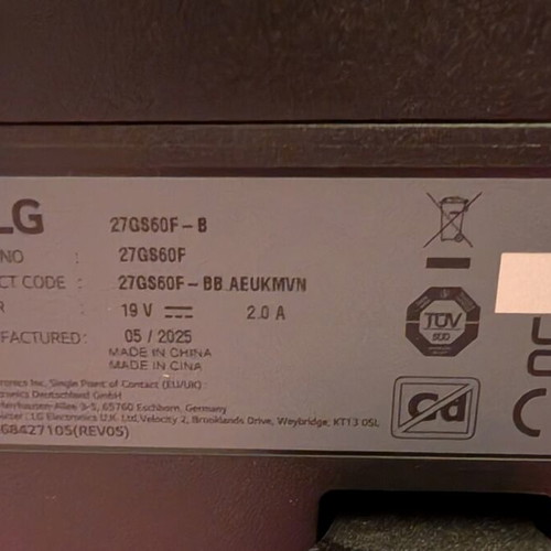 LG 27GS60F Gaming Monitor 180Hz 1080p Like New