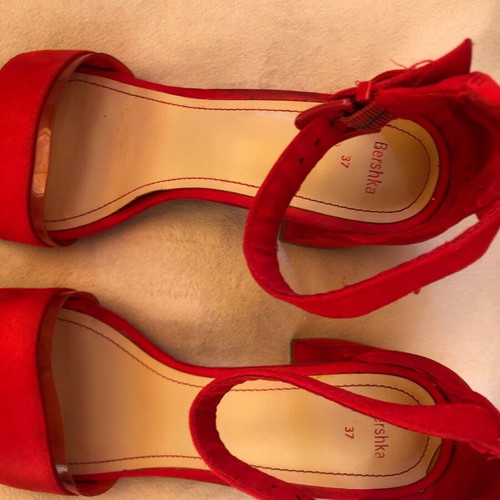 Bershka red sandals like new, size 37-37.5, heel 5-6 cm