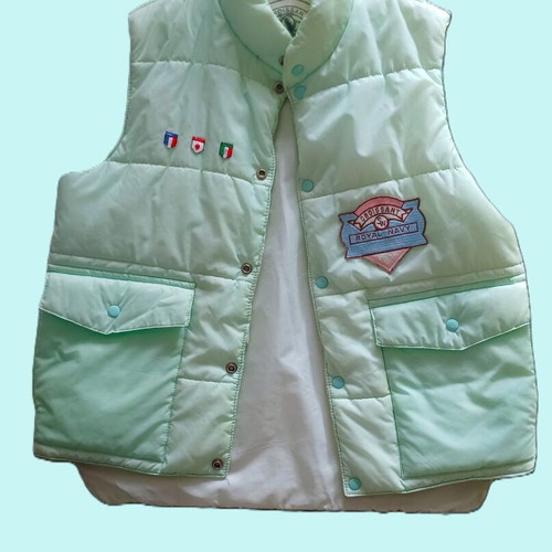 Sleeveless jacket used, size XS