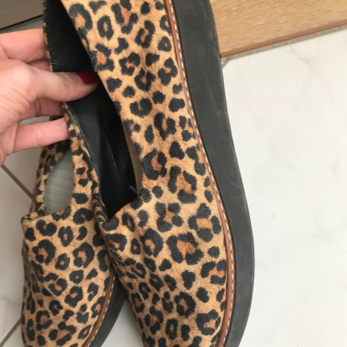 Leopard shoes size 39 like new
