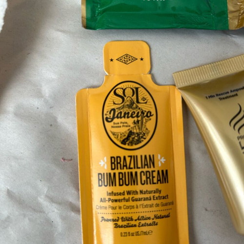 Set of skincare items like new, sold together