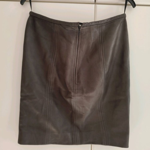Mini skirt made of faux leather like new, brown, size XS