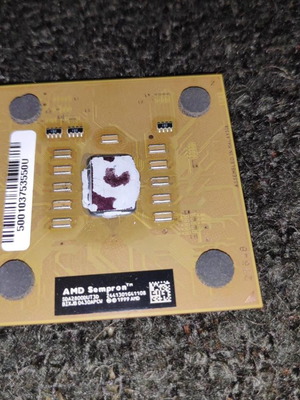 Рядък процесор AMD Семпрон 2800+ - SDC2800DUT3D