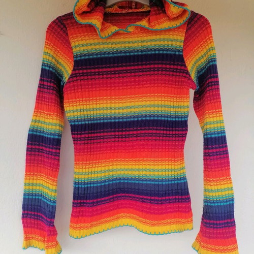 Women's jersey with hood like new, multicolor, size Small