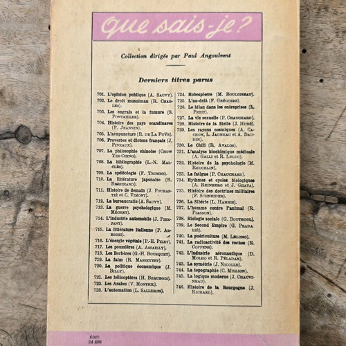 French books used, set of 2