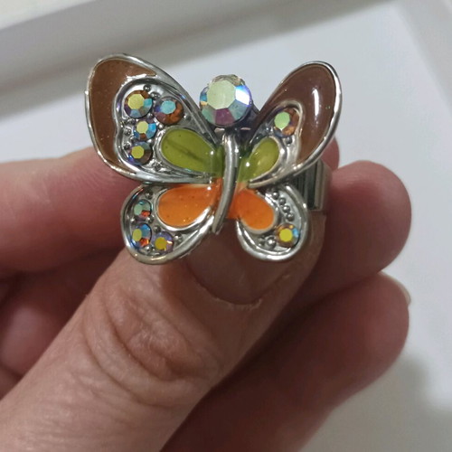 Butterfly ring adjustable like new