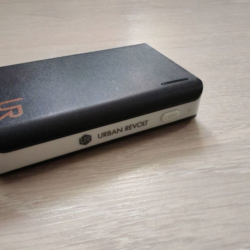 Powerbank Urban Revolt like new with USB cable