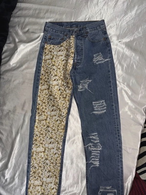 Levi’s vintage limited edition jeans with popcorn design like new