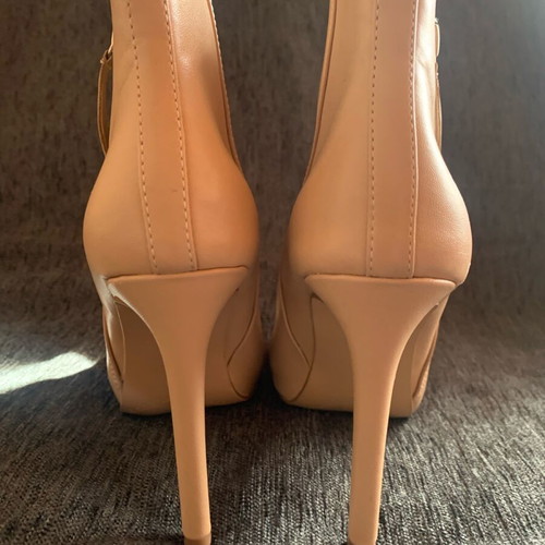 Zara beige boots new with metallic details