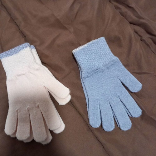 Children's gloves like new, two pairs, warm