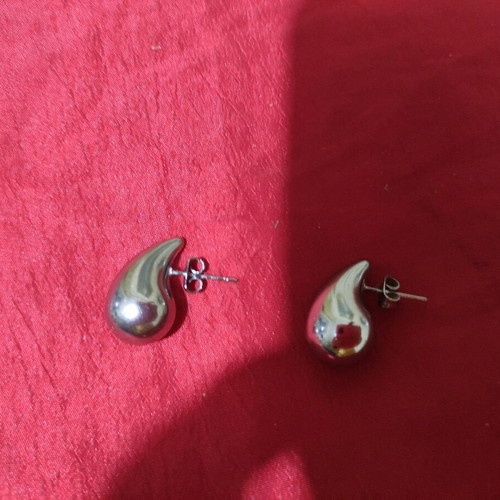 Drops Small earrings made of steel like new, silver color