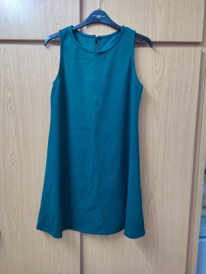 Cypress sleeveless dress like new, size M