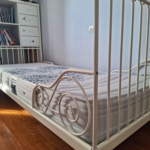 Ikea bed with like new mattress 80 x 2.00 m