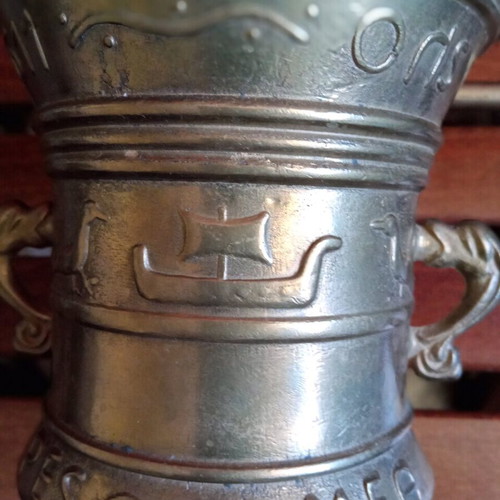 Copper mortar used with embossed decorations