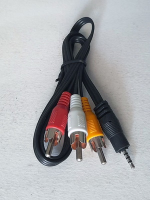 Cable 2.5mm to 3x RCA used, 60 cm