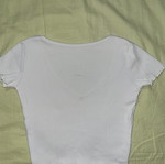 Pull & Bear white cropped ribbed short sleeve top with V neck like new XS/S