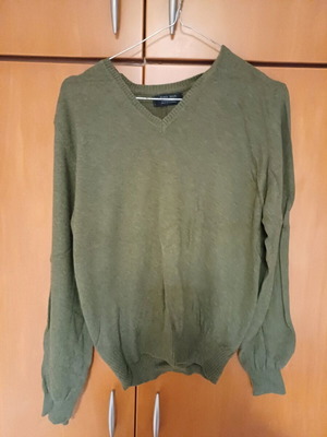 Knitted sweater Zara medium used, green