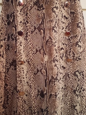 Stradivarius viscose snake effect skirt like new, size S