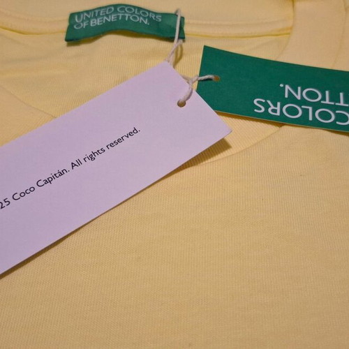 Benetton yellow T-shirt L with Coco Capitán print new
