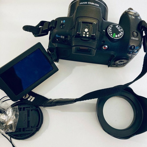Canon SX1IS Powershot camera like new
