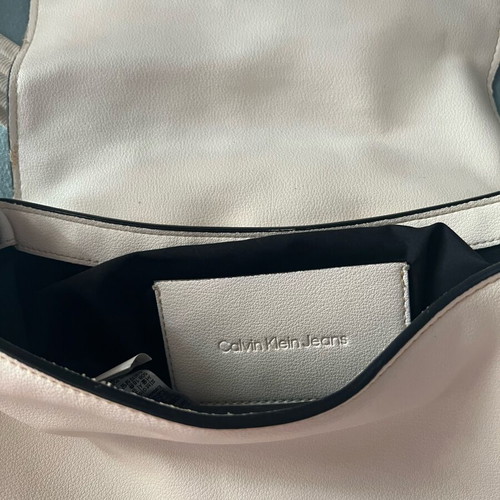 Calvin Klein crossbody bag used, white