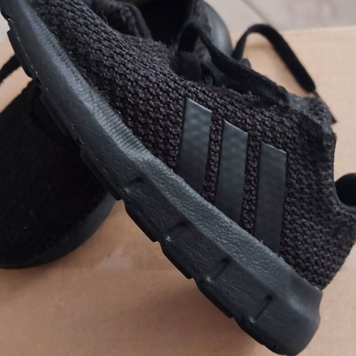 Adidas Kids Athletic Shoes Used Size 23.5 Black