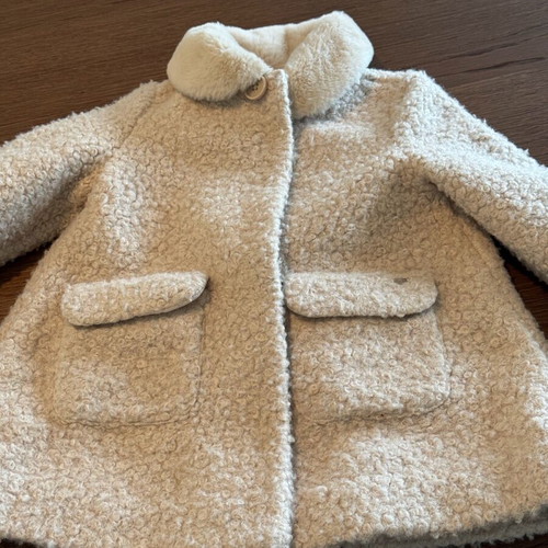 Mayoral girls' coat 2 years like new, beige bouclé