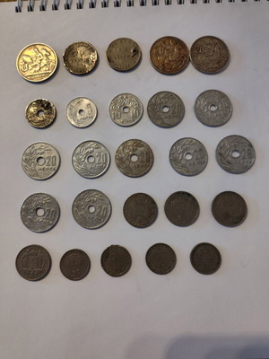 Historical Greek Coins used, collection of 25 with 3 silver pieces (1911-1966)