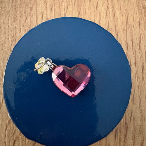 Swarovski pink heart pendant like new