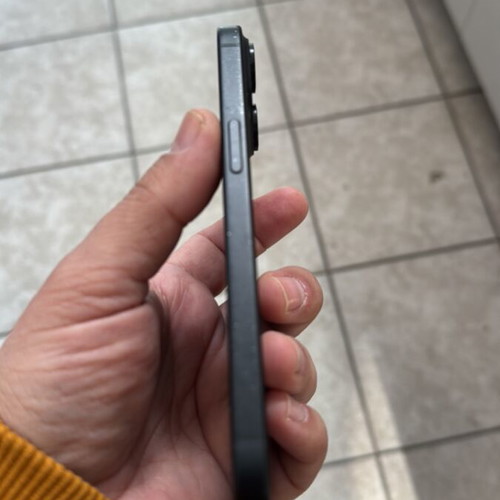 Apple iPhone 15 128GB Black like new