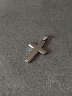 Marea stainless steel cross pendant, minimal unisex