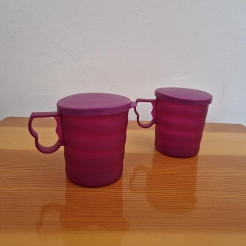 Tupperware mugs with lids new, leak-proof for beverages