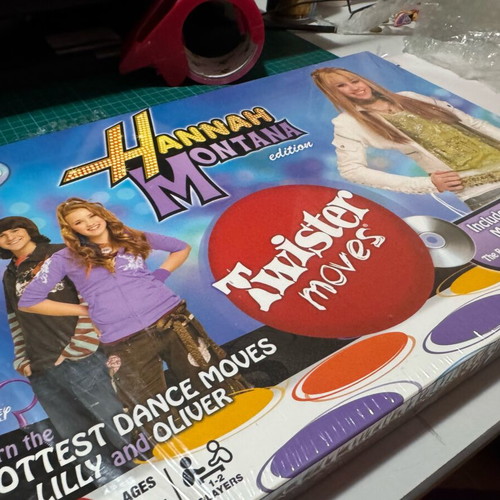 Hannah Montana Twister Moves game like new