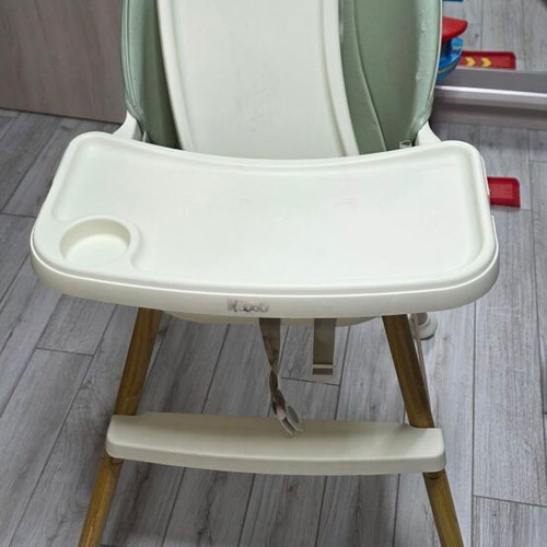 Kiddo highchair used with removable seat and washable cover