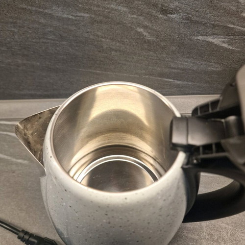 Kettle new 2200W stainless steel with 1.7L capacity