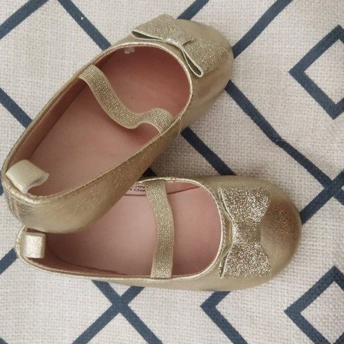 H&M Baby Ballerinas Gold New Size 20-21