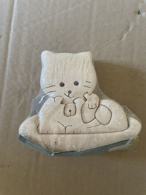 3D wooden cat puzzle new for assembly and coloring
