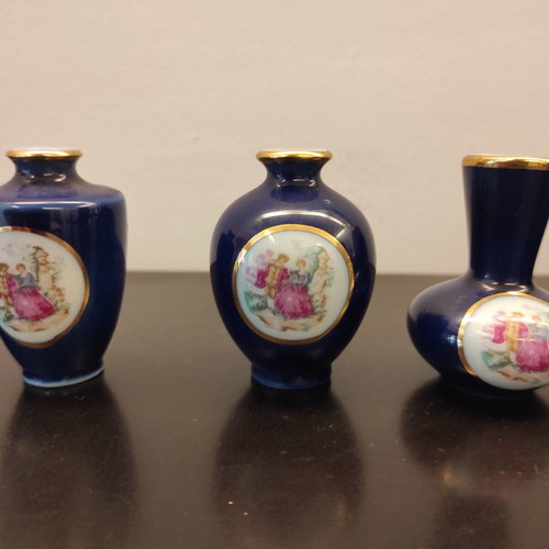 Porcelain decorative small vases like new, set of 5 pieces